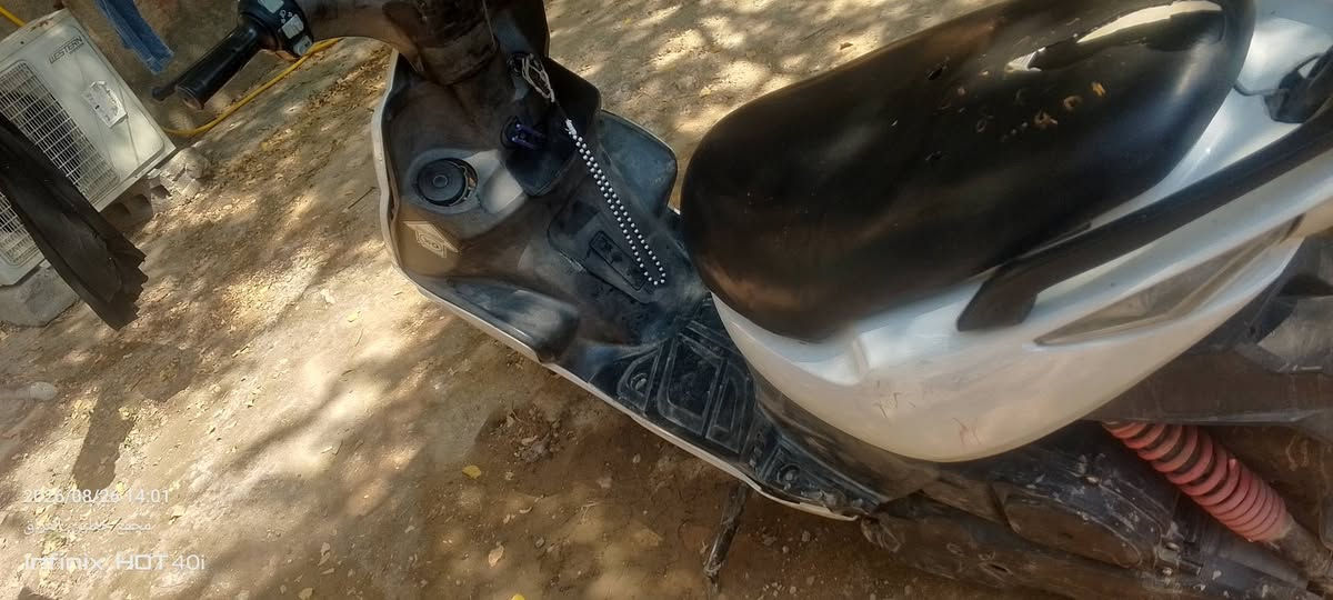 السلام عليكم عندي درجه للبيع ماكس مضلع السعر 325  
بي مجال الرقم *********** واتساب
