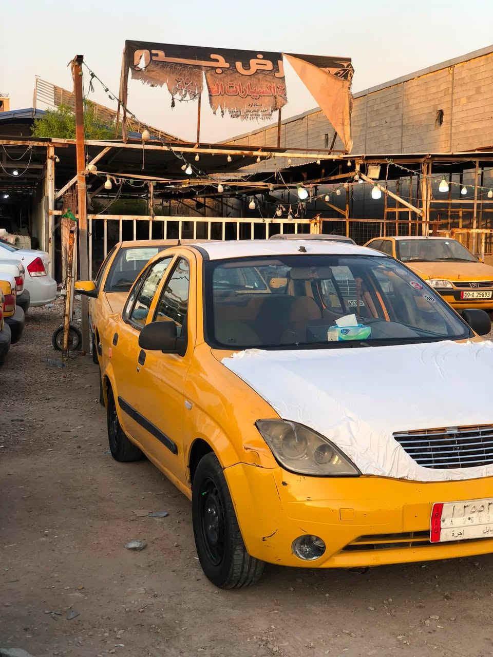 سياره  طيبه موديل ٢٠١٦ 
مصفره هيئه عليه غرمه ١٠٠ مروريه 
السياره بيه نواقص قليله مثل مابين بلصور 
كير مكينه حلوات 
تخم تاير جديد 
رقم بابل مداور ثاني يوم 
سعره ٢٨ وبيه مجال الشراي 
عنواني كربلاء شارع ميثم التمار
رقم الهاتف ***********
