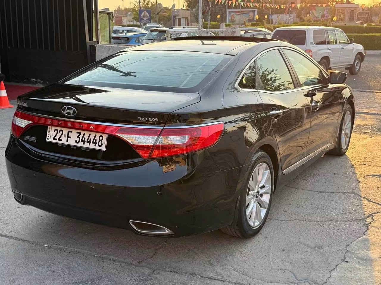 نوع السياره  هونداي ازيرا 
موديل 2013
محرك V6 
مواصفات فول ✅
السونر مرفق 3 قطعه صبغ بدون ضربه
رقم وسنويه جديد 
السعر 107$ بي مجال 
للاستفسار ***********
العنوان ديالى خانقين خناقين, ديالى
