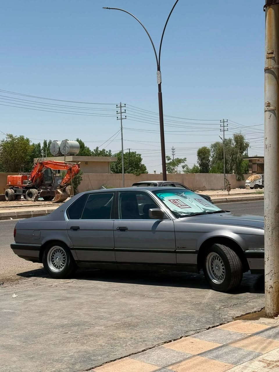 السلام عليكم 
بي ام ٧٣٥ موديل ٩١ 
رقم انبار الجديد تحويل مباشر 
مكان السياره بالفلوجه
سنويه جديده هزه جديده 
السياره حلوا ونظيفه الحمد للهً
داخلها نظيف 
للاستفسار التواصل خاص او على الرقم***********
