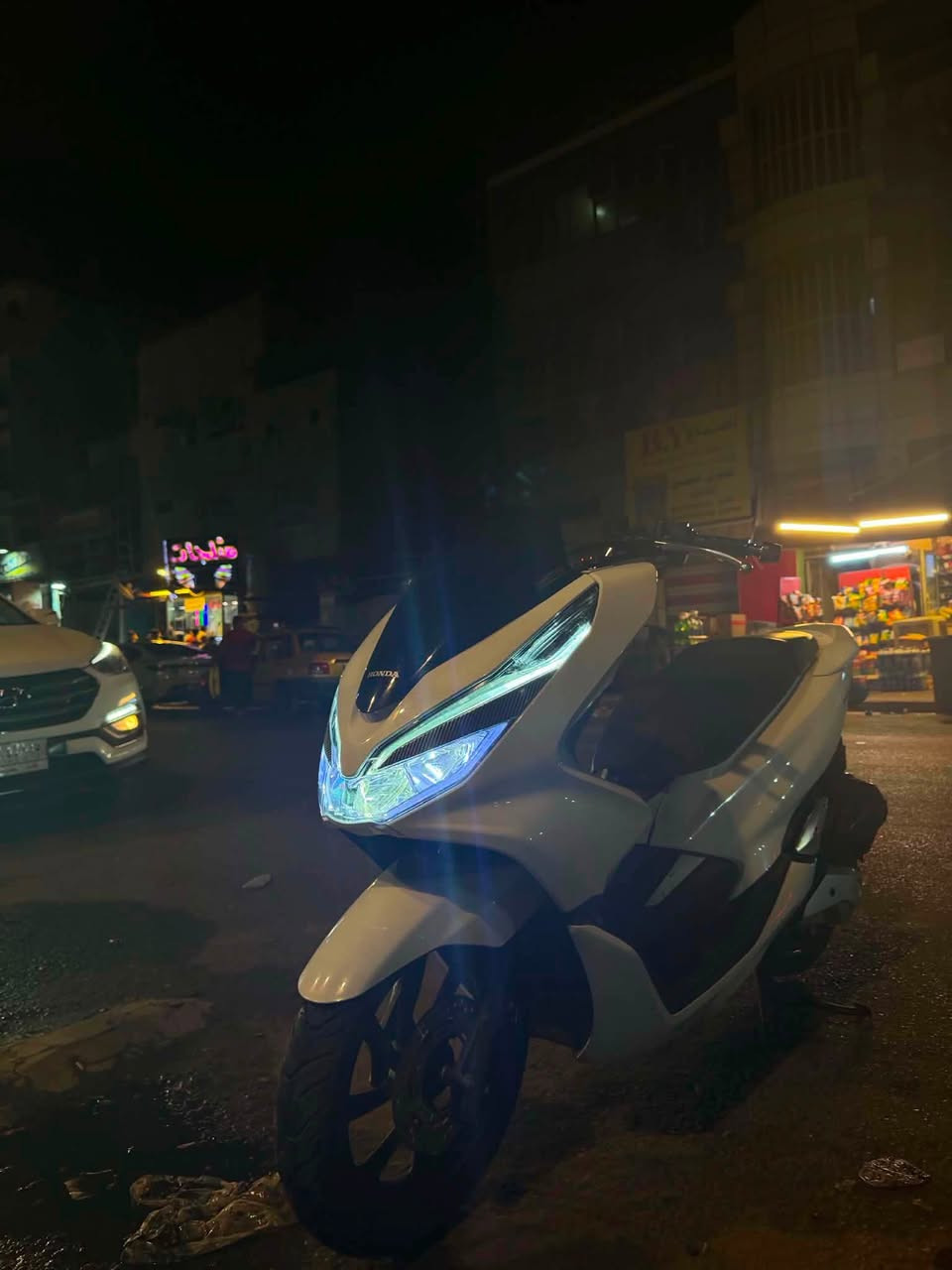 السلام عليكم دراجه PCX جيل الثالث الدراجه اخت الجديده تاخذها وكبل تطلع الدراجه ما بيها اي نقص ياباني بصمتين 150cc ماشيه 57
سعرها خاص

رقم ***********
