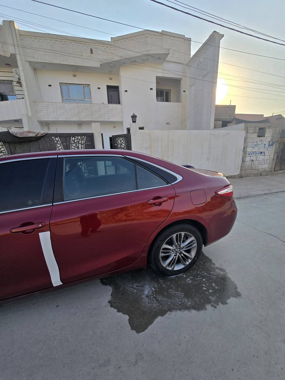 كامري موديل ٢٠١٦
مواصفات SE
سياره كل نقص مابيه تبريد صدر تايرات كله جديد 
هزه وسنويه كله جديد 
سعر ١٢٥ وبيه مجال 
***********
