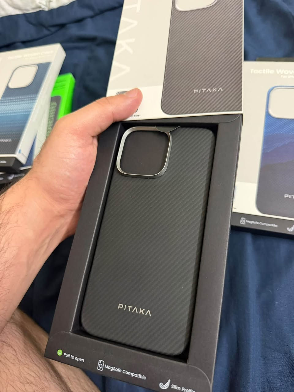 السلام عليكم ..
كڤرات كاربون فايبر اصليه مال شركة Pitaka
لجهاز الـ iPhone 16 Pro Max
5 قطع جديده ..
فقط اول ثنين مستخدمهن قليل كلش..
البقيه اصلاً ممكعدهن عالموبايل،
للبيع كلهن شلع بسعر مناسب،
المستخدمهن يعرفهن شنو وشكد اسعارهن..

للتواصل خاص او واتساب
وهذا رقمي :
***********

