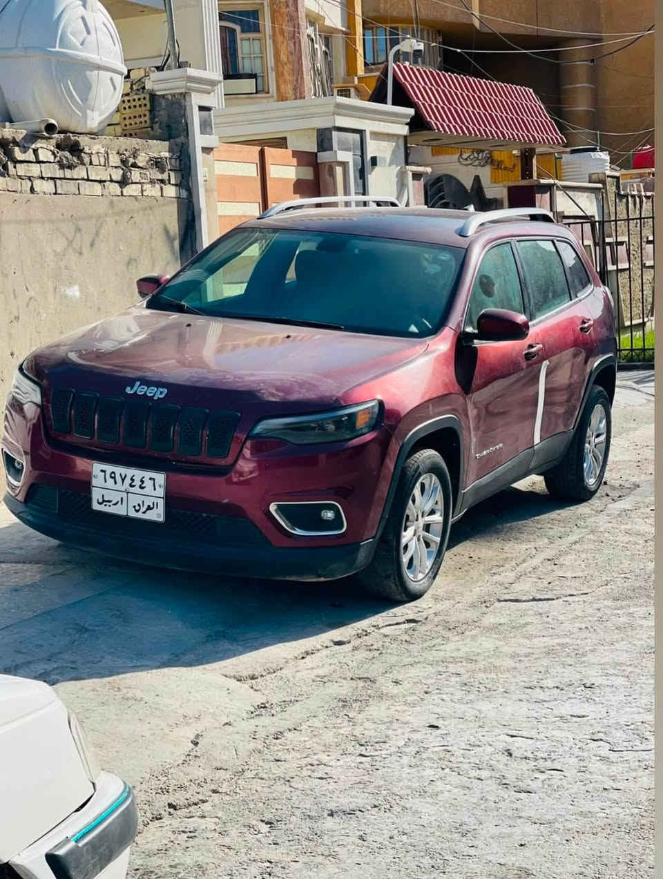 سلام عليكم جيب بزون شيروكي موديل2019 رقم اربيل تحويل ثاني يوم  محرك 4 سلندر 2400  بيه 4 قطع صبغ + ثنين تبديل محرك وكير كفاله مكاني بغداد الامين الثانيه رايدها 100$ وبيها مجال حك الجيه او مراوس شعندك نزل بتعليق
*********** اتصال 
*********** وتساب
