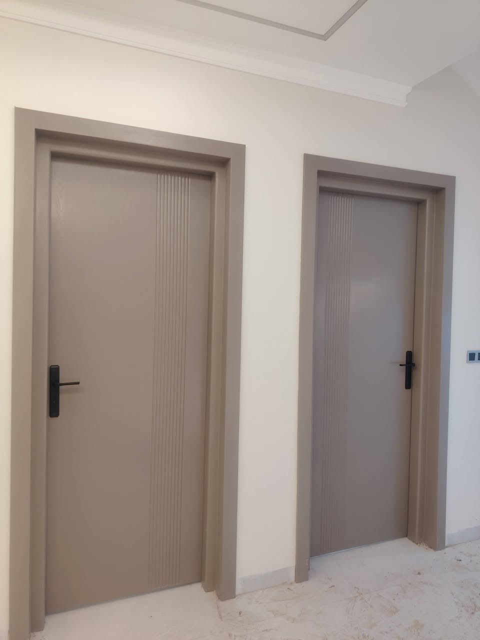 أبواب عراقية • سنديان ٨ملم • صبغ حراري