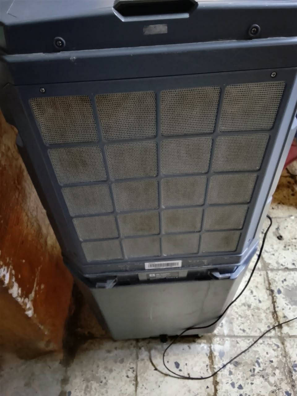 مبرده أصليه باب أول كلشي بيها شغال سعرهه 95 مكاني نجف موبايل ***********

