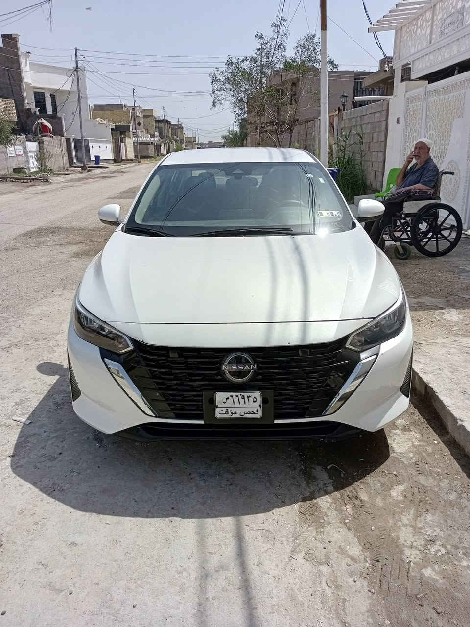 موديل 25 دخول جديد بدون رقم
سياره جديده ماشيه 24 الف كم 
حادثه خفيف جاملغ بارد وباب 
***********
