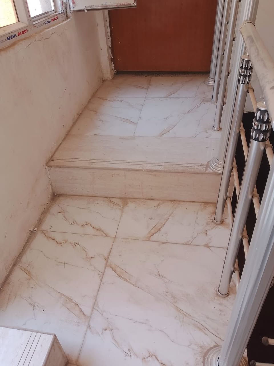 بيت طابقين • شارع الكنز • ١٢٩م