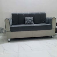 ديوان • جديد • ١٢ مقعد