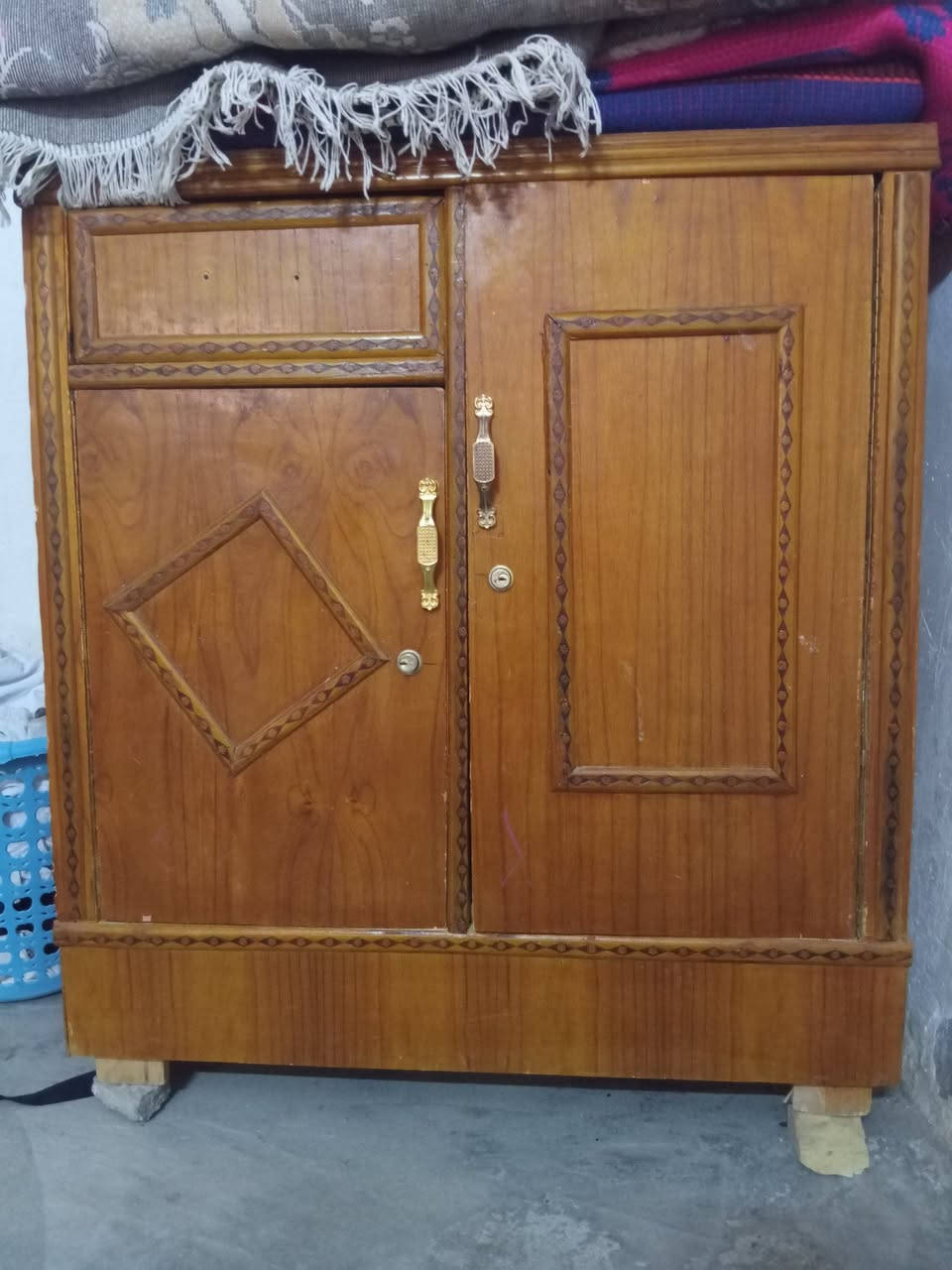 للبيع • واتساب