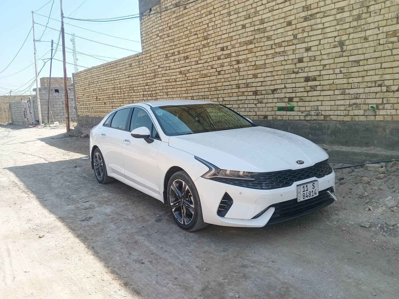 كي فايف خليجي موديل 2021
مكفوله كفاله عامه بيهه بارد بصيط كلش كد اربع اصابع 
مكينه2000 دوش
ماشيه 70 الف
رقم بغداد بسمي فول مواصفات 
بصمه تشغيل 
تشغيل عن بعد 
بصمه جنطه بصمه باب
جنطه ذكيه دخول ذكي 
تبريد بيانو قطعتين تبريد 
حساس امامي وخلفي كامره وشاشه بلادي
لد خلفي متصل لد امامي اشاره بالد
بردات خلفيه بلاد دواخل صاج
شحن لاسلكي جي بي اس
ويل 18 بلاد 
مكان السياره ناصريه مركز 
السعر 175 
***********
