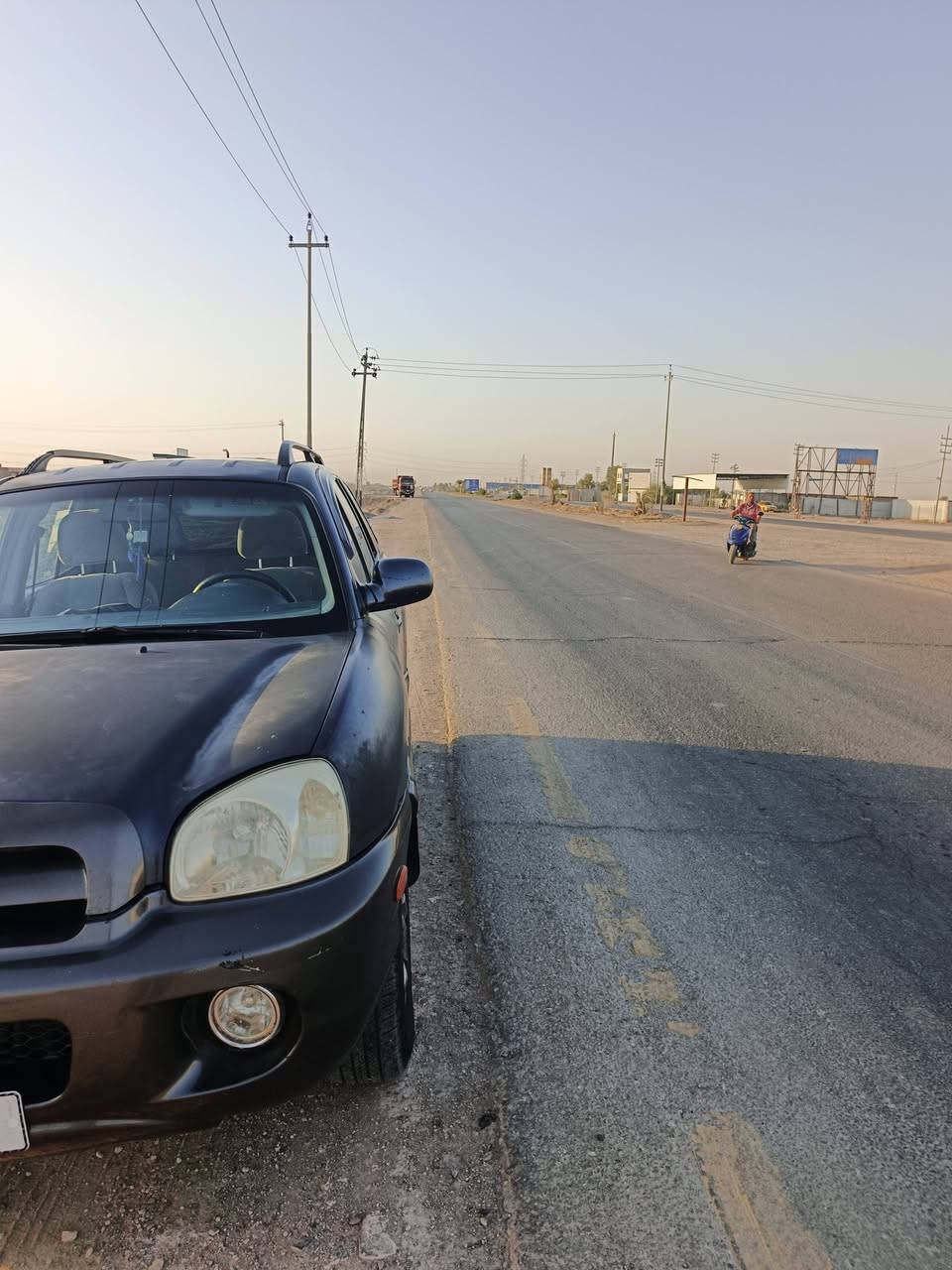 السلام عليكم سنتافي موديل ٢٠٠٦ بسامينه مكينه كير كفاله رقم دولي تبريد شغل حداديه حلو تخم تاير يعني جاهزه ***********مكلف بلنشر غير متواجد على الفيس بابا الطليعه السعر ٧٥ بيه مجال

