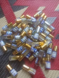 عطور زيتية • ٥٠ حبة • بغداد