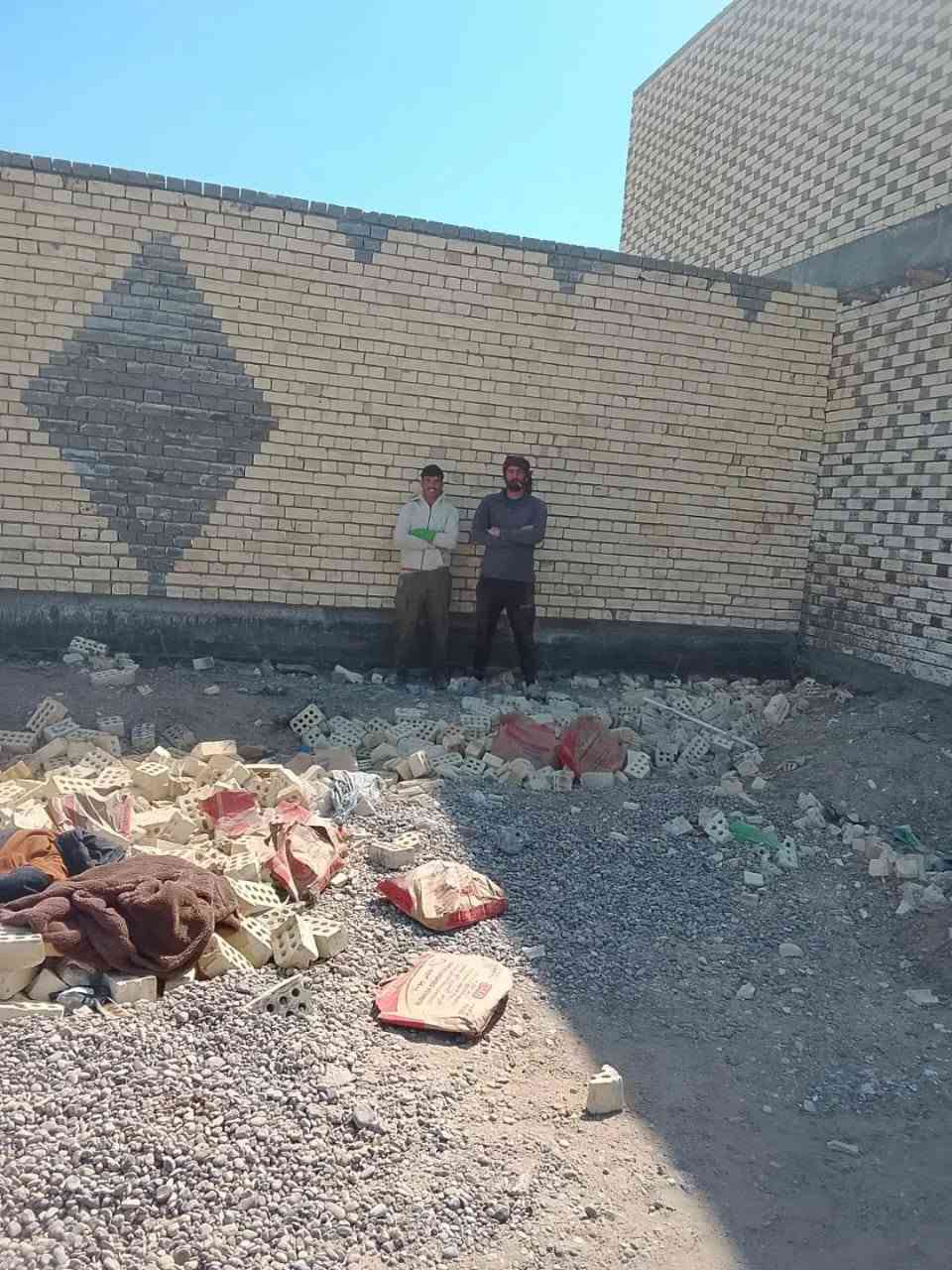 كادر بناء 🧱
ابو عباس الدايمي🙆
شغل درجه اولى 🙅
مساطر شاهون  📐📏
وزن للبيت رش البناء☄️☄️
 تنظيف الموقع📌
 المصداقيه بال
كلام🤫
 الشغل المي يعجبك لا تنطي لو الف💵💴
 احفظ رقمي يجي يوم تحتاجني📱📱***********/📱
  🤪***********
