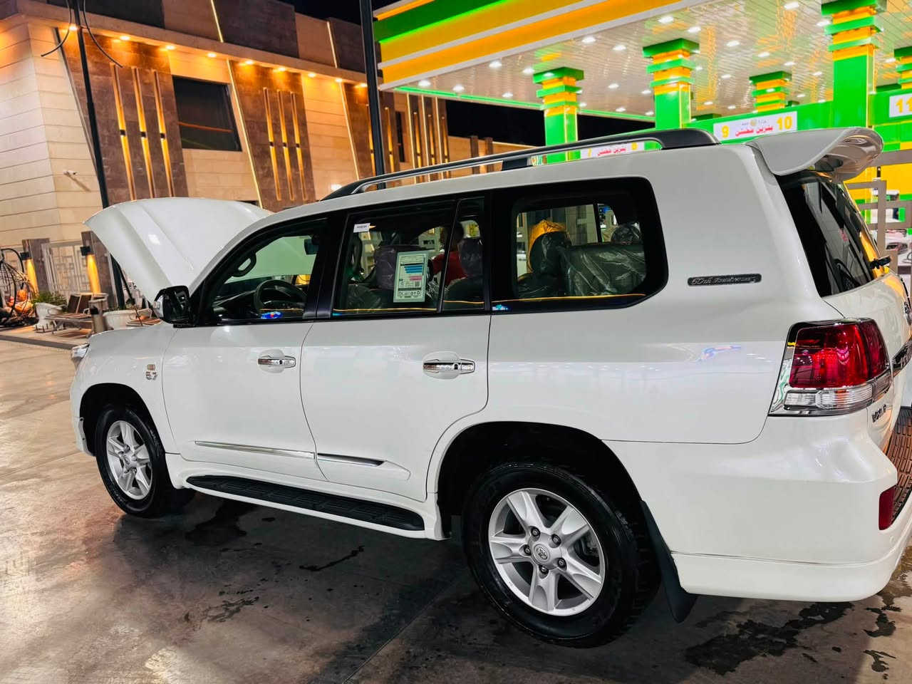 لاندكروز VXR • ٢٠١١ • رقم بغداد