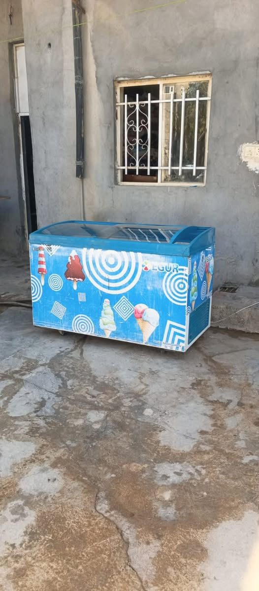 فريزر • نضيفه • يجمد」「حجم كبير」「مساحة قليلة」「كركوك