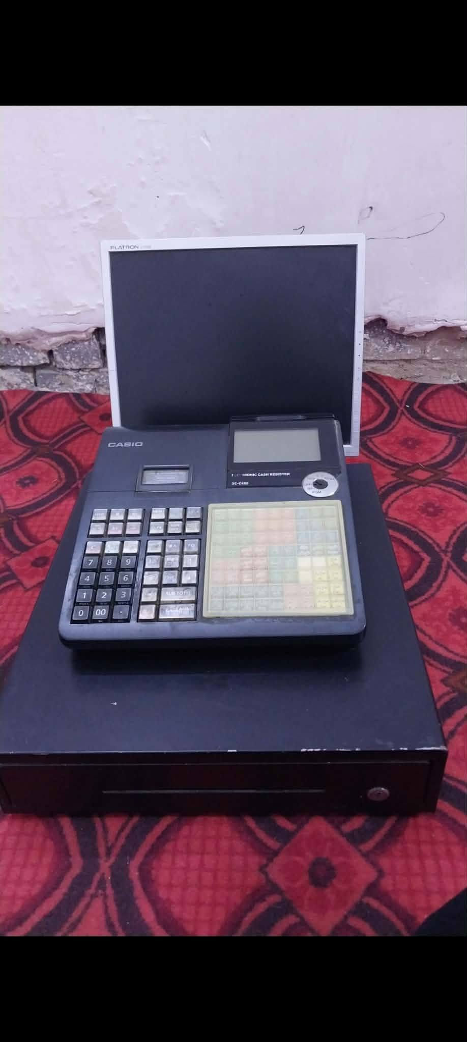 كاشير مطعم للبيع سعره 350 وبي مجال***********
