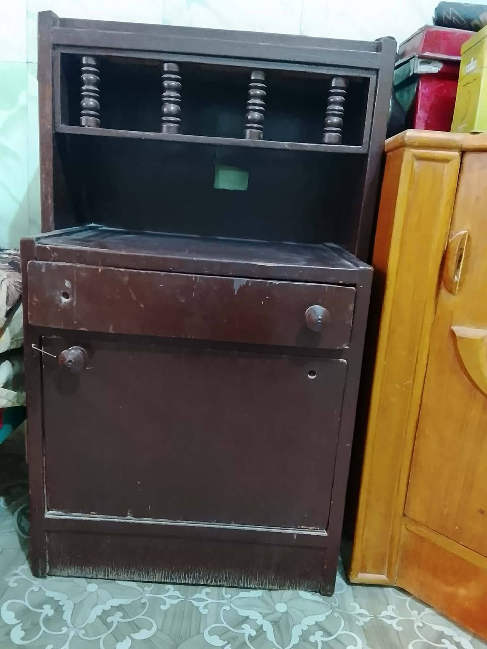 شسوار عدد 2  الوحد عله 15 جديدات او كومدي ب15الف
هيتر شغال جديد ب 5 الف 
حله /ثورة  رقم تلفون ***********
