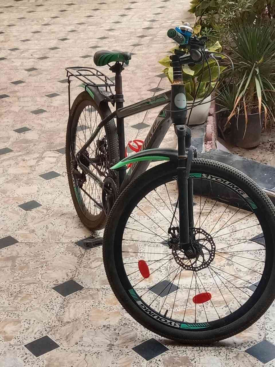 بسكليت • للبيع