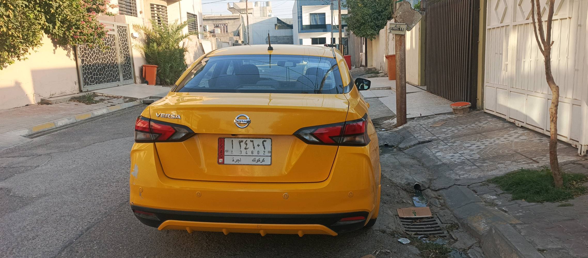 نيسان فيرسا 2020  السياره نظيفه ضررها فقط جاملغ معدل  وبونيد مبدل السياره تكسي 
الاستفسار عبر الرقم 
***********
***********
ممكن توضحون شنو الفئة/الموديل بالضبط لنيسان فيرسا 2020؟ وهل هي هايبرد لو بنزين، أوتوماتيك لو عادي؟: 
بنزين  كير اوتوماتيك