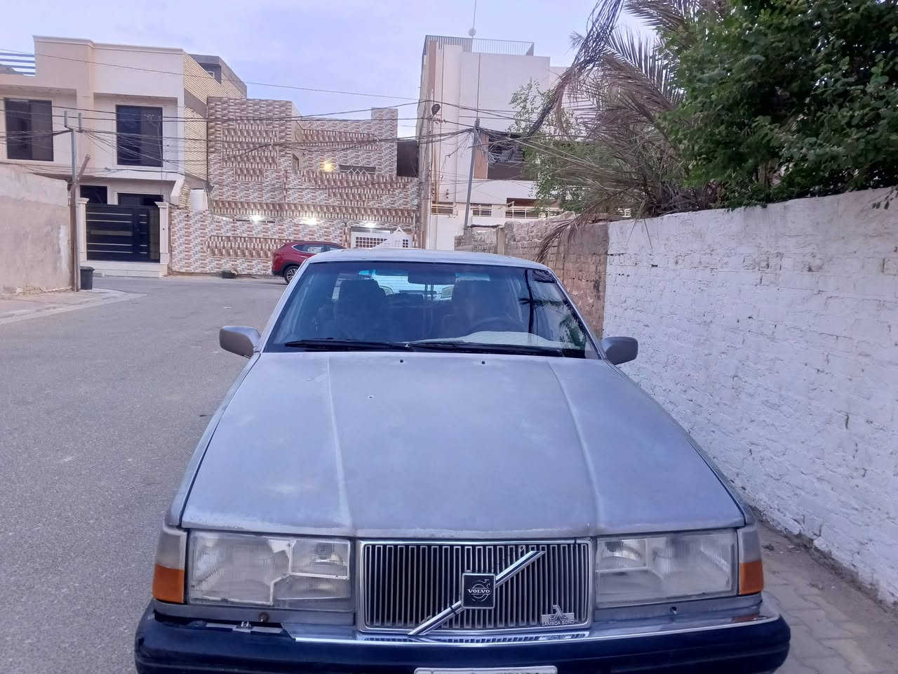 فولفو • حي المعلمين • رقم بغداد
