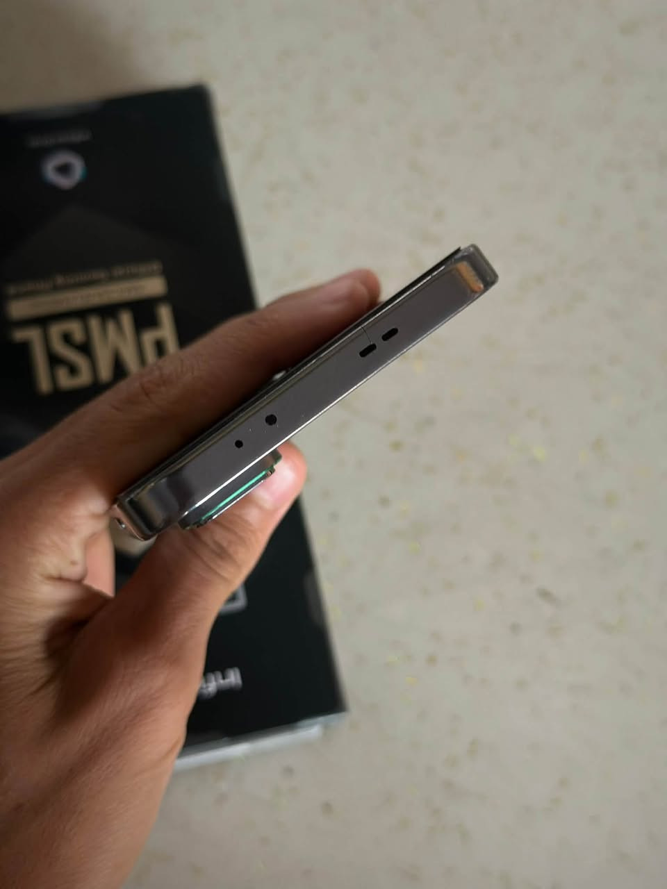 سلام عليكم جهاز GT 30 PRO ذاكرة 256 رام 12+12 معالج 8350 بطارية 95 جهاز نضيف + ملحقاتة كارتونة اصلية شاحنة اصلية + هذا الكسر بل لزكة مو شاشة جهاز كفالة عامة مابي ايشي لا داخل صيانة ولا مصلح سعر ٣٢٥ مكاني كربلاء تواصل واتس ***********
