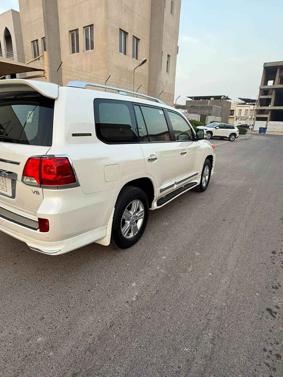 لاندكروز • ٢٠١٥ • رقم بغداد