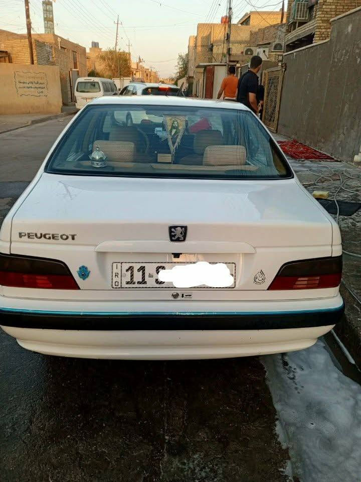 سلام عليكم 
بيجو بارص 23 للبيع ماشيه 81 سيارة جاهزة من كلشي رقمه بغداد سيارة مكفوله من صبغ بيها براد بسيط سعرها 78 ورقة 
رقم الهاتف *********** مكاني بغداد
