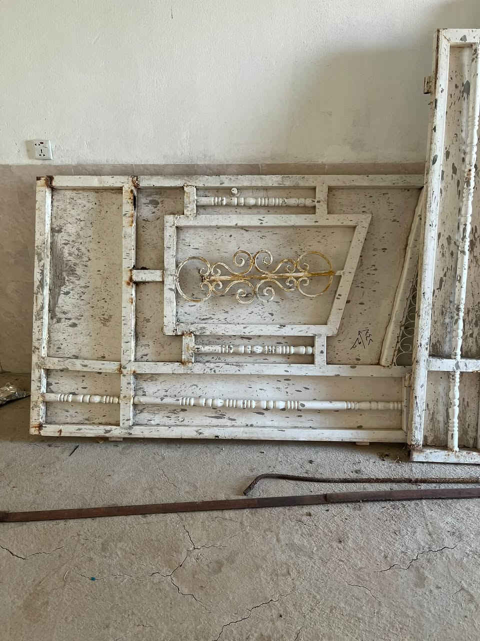 باب شارع • طلاكتين ٣م • الكوت المزاك
