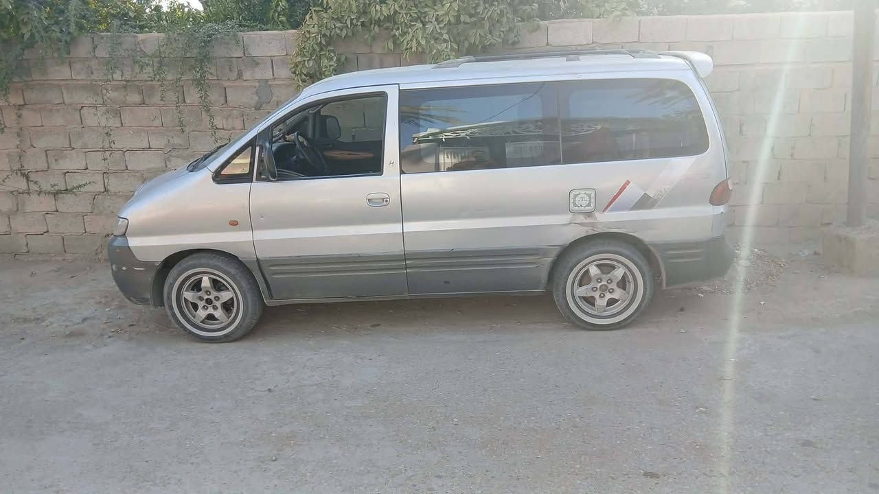 السلام عليكم
ستاركس موديل ٢٠٠٠رقم واسط خصوصي محرك مفتوح كير عادي تبريد خير من الله شواصي مصلحات ٦٠السيارة موجودة في بعقوبه ***********
