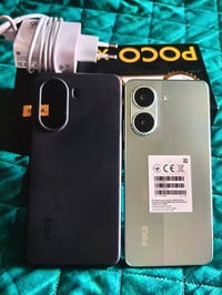Pooco x7pro ذاكره512 عشوائيه12+12جديد نظافه 100/99 صحه البطاريه98 كامل...