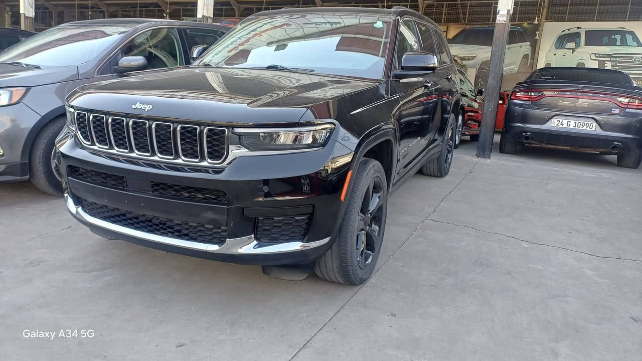 مؤديل ٢٠٢٣  ربع جاملغ سبوغ  بدون يرباكات سعر٢٣٨ ==== *********** اربيل باب خلفى بيلدى بدل نفسولون بدون سبوغ
