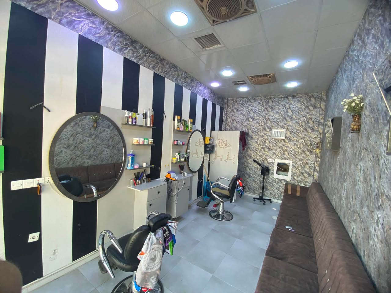 سلام عليكم شباب لبيع غراد حلاقه كامل لبيع شراي هذه رقمي خبرني او تدلل ***********
