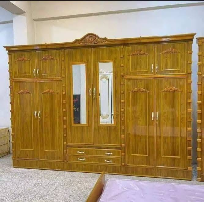 السلام عليكم ورحمة
غرفه نوم اخشاب عراقي تزكام بعدهه جديده ما مستخدمه 
للبيع ومستعجلين على بيعته والله صارت علينه مليونين وربع 
رايديهه مليون مستعجلين على البيعه والله 

الإتصال على رقم 
‏‪***********‬‏
