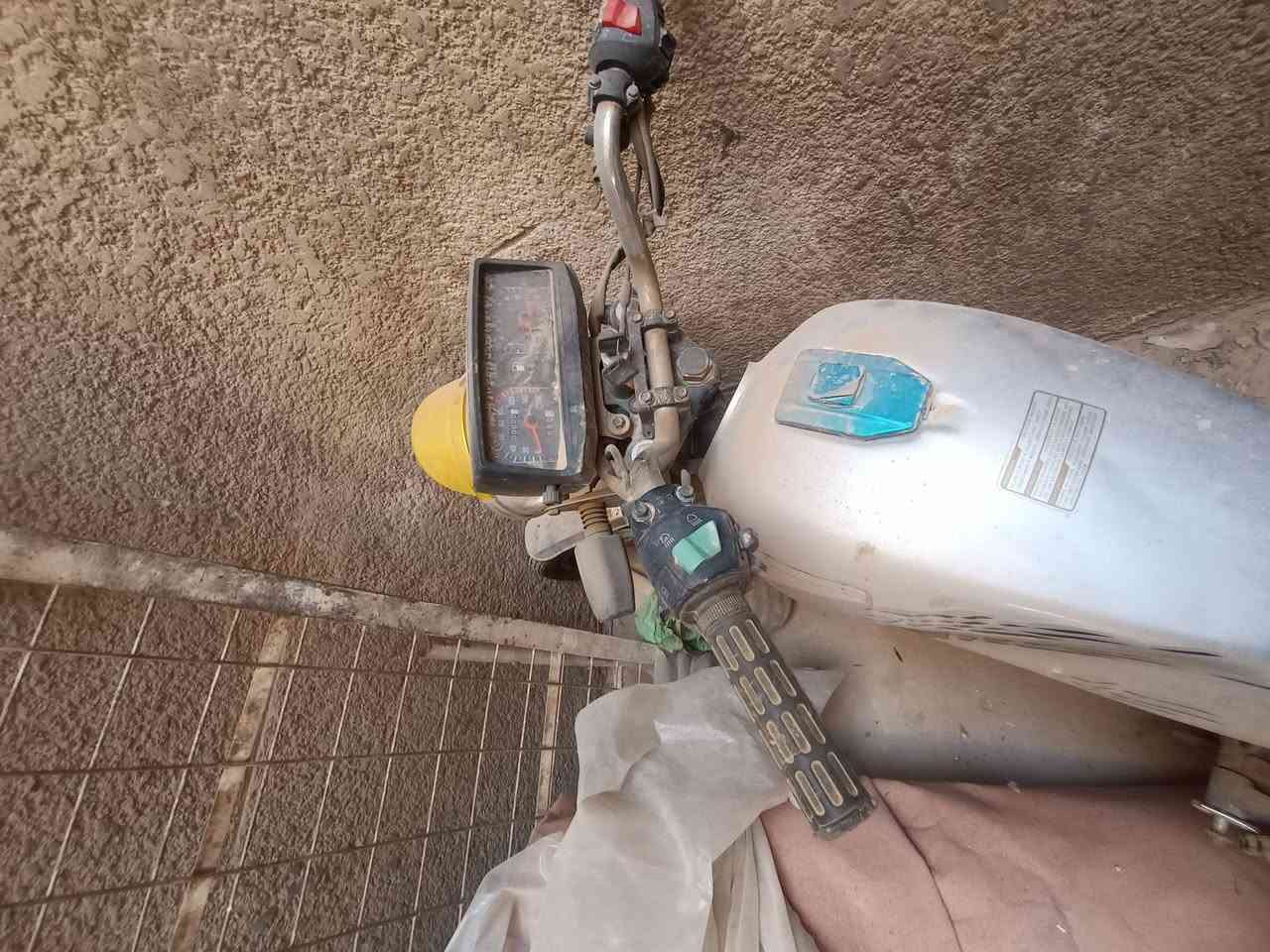 فيوم مكانها النجف تعمير جديد
***********
