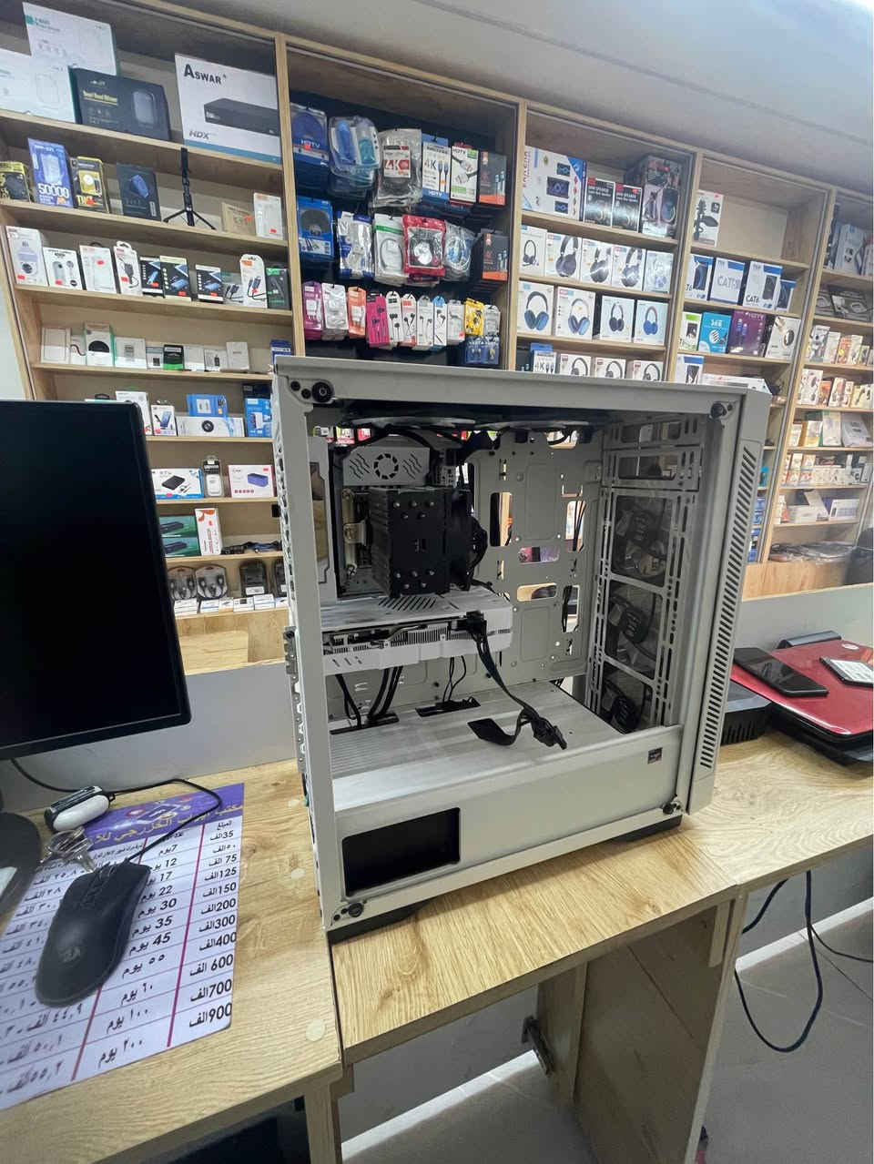 كيس للبيع

E5 : 2680v4

M.b : x99 d4

Ram : 16G 

Ssd : 240G

Hdd : 500G

Psu : 650w

Gpu : Rx 580 8G

Case : deep cool 

السعر 365 الف

*********** 

توصيل جميع المحافظات متوفر دهل اوران, واسط
