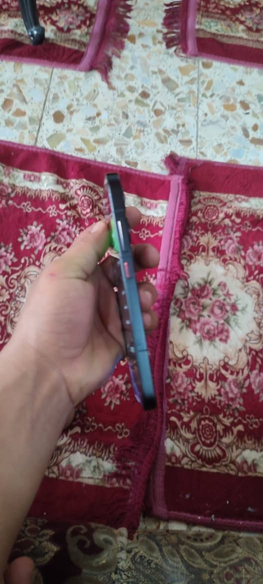 سلام عليكم جهاز بوكو سكس 8برو جهاز جديد صاره شهر ونص من اخذته  حتا لزكه ما شادله    بطاريه 100 مشحون 61 مره ملحقاته ملهن ويا    بس بس صدعه بضهره  مكاني نجف حي ميسان ***********
