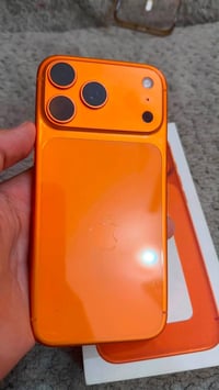 🌹  📱 iPhone 17 Pro Max 🔸 شريحة إلكترونية eSIM 🔋 البطارية 100% 🔄 عدد ال...