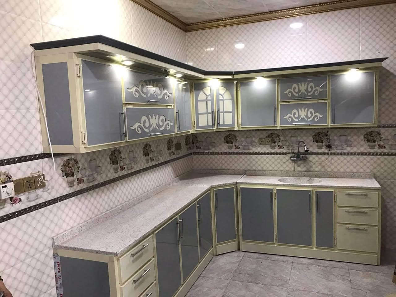 احدى اعمالنا السابقه 
داخل خارج المنيوم عالي جوده 
المنيوم تركي محشه بلخشب للقوه والمتانه 
اسعارنا تنافسيه ثابته 
للاستفسار عن الاسعار مراسله الصفحه او الاتصال على رقم ***********
او مراسله على واتس اب
