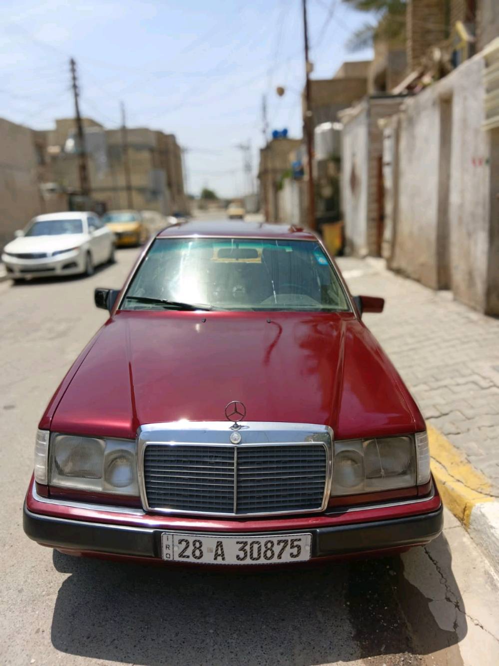سلام عليكم
.مارسيدس دب
1.موديل 1993
2.محور بطه 3000
3. رقم نجف أنكليزي 
4. سنويه 2029 
5. قواعد دبلات بلادي 
(***********) 
6. مكان بغداد 
سعره 55 وبي مجال