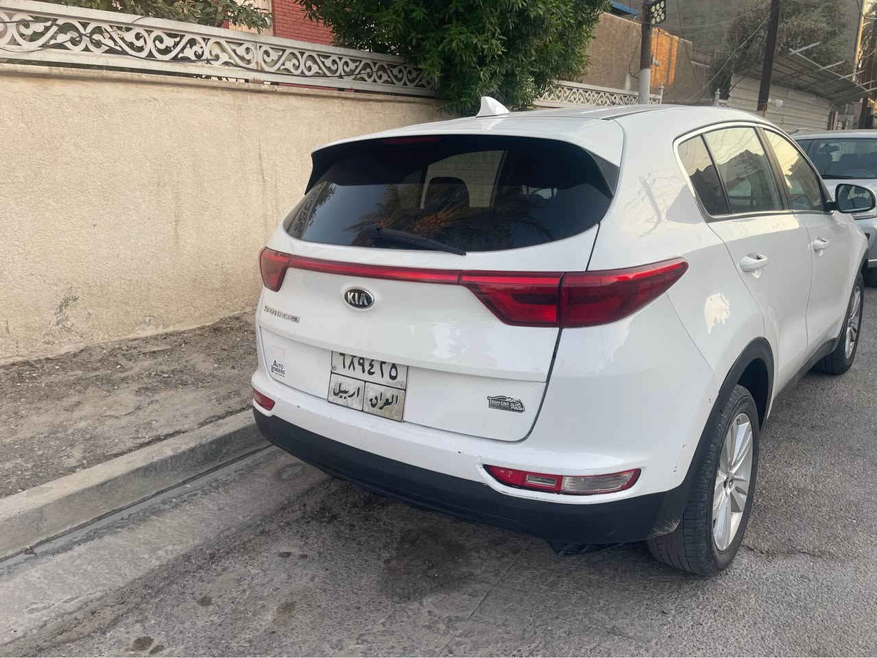 كيا سبورتج 2019 أمريكي
نظيفه جدا
نص بنيد وجاملغ صبغ 
صورة الحادث بلمنشور 
تحويل او وكاله 
السعر مناسب جداً
128 مجال بسيط 
في بغداد *********** 
سعرها مناسب ونظيفه 
نقد فقط مااراوس بغداد, العراق

