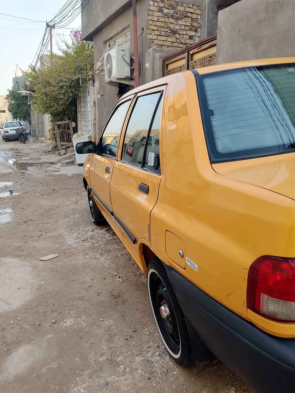 سايبه 2016 بس نقص تبريد بيها السياره فقط حداديه محرك كلها كفاله رقم بغداد باسمي مداور في كربلاء السعر 39 وبيها مجال ***********
