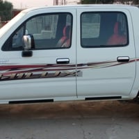 تويوتا • ٢٠٠٥ • واتساب