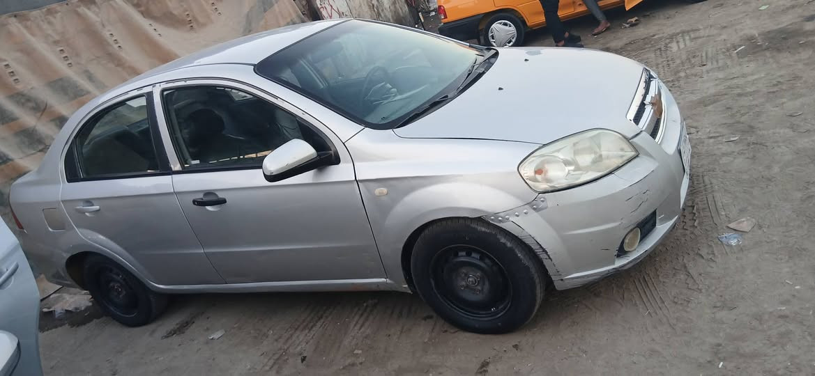 ٢٠٠٨ خليجيه  كير عادي بيها فقط جاملغ صبغ جاهزه مكينه وكير وتبريد ؟؟ السعر المطلوب ٤٥ وبيها مجال 
مكلف بلنشر .. رقم صاحب السياره ***********
***********
