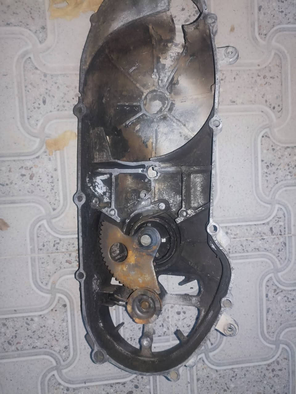 قبق هندر اصلي شغال بس يفلت غراضه كامله عوزه بس هندر بيش يفيدك راسلني واتساب ***********
