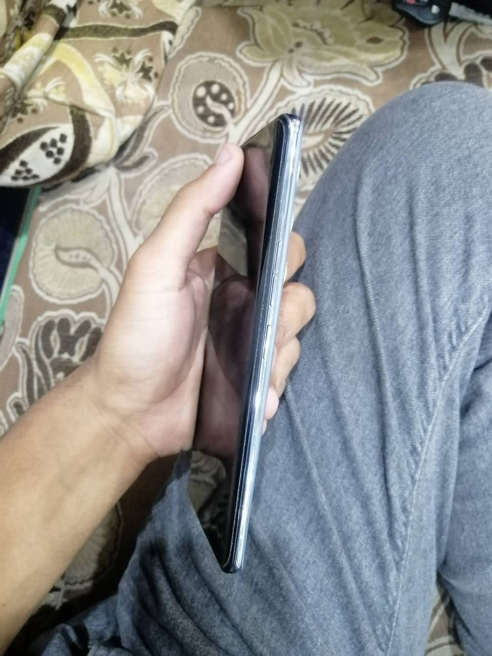ياالله
تكنو كامون 40برو 5G
لون مميز 
ذاكرة 256
عشوائيه 16
بطاريه عملاقة 5200
بوبجي 90فريم حقيقي 
بقيه الالعاب 120فريم
يدعم الشحن السريع 45واط
كامل ملحقات شاحنة وباكيت
كفر 🎁
الجهاز نضافه واحد على واحد 
فقط فطر بلكلاس لامأثر ع الشاشه ولا ع المس 
جهاز غني عن التعريف اداء قوي 
الجهاز مال جناي 
الجهاز شدخ مابي 
للبيع او مراوس حسب القناعه 
***********
