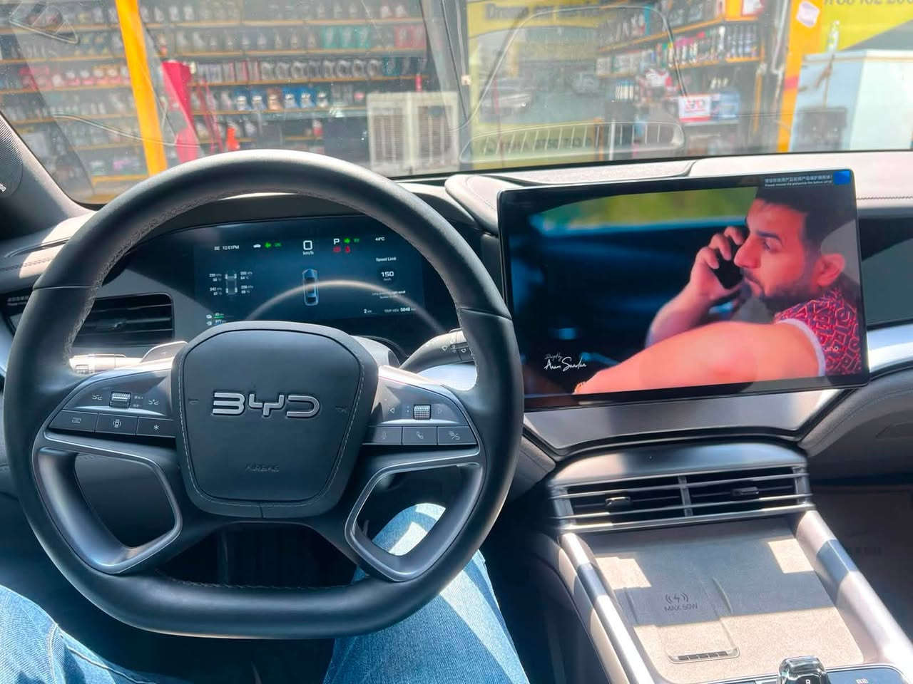 🚘 BYD موديل 2025 | Plug-in DM-i Hybrid

✨ اللون: أزرق رمادي مميز
🔥 مواصفات عالية وتجهيز كامل

🔋 بطارية 125 كم
📸 13 كاميرا + رؤية 360°
📡 رادار + أنظمة قيادة مساعدة
🅿️ Auto Park
💺 كراسي تبريد + هيتر
🔥 سكان/ستيرنغ هيتر
🌌 سقف بانوراما
📺 HUD داتا شو
🏎️ داخلية فخمة وتجهيزات كاملة
⚡ شحن سريع + قيادة كهربائية اقتصادية

✅ سيارة فخمة + اقتصادية + فول مواصفات
🛡️ مكفولة بالكامل

💰 السعر: 235 ورقة | مجال بسيط

📞 للاستفسار والتواصل:
***********
