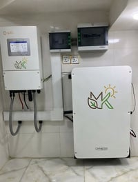 منظومات شمسية • طاقة مستدامة ٢٤ ساعة • تركيب احترافي