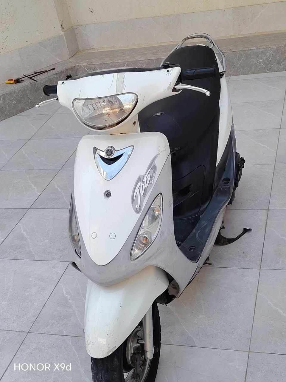 (للبيع)
*********** مابيه واتساب

نص مكتوب في الصور:
- HONOR X9d