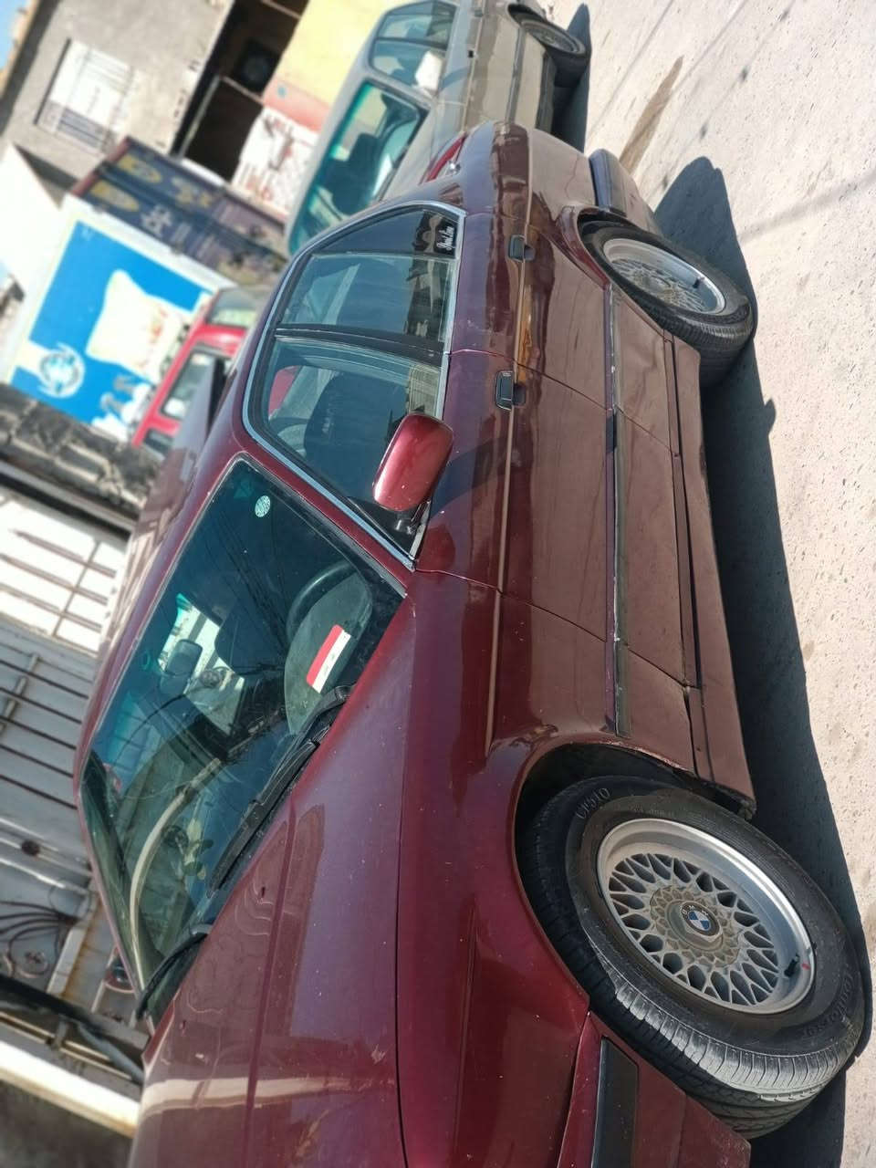 السلام عليكم BMW للبيع موديل 90 شرط التحويل  السياره جاهزه تخم تاير گير مكينه مكفولات صدر جديد كهربائيات كلها شغاله غرفه حلوه السياره بدون ضربه مال جناي السعر 48 وبيها مجال عنواني الناصريه قلعه سكر ‏‪***********‬‏
